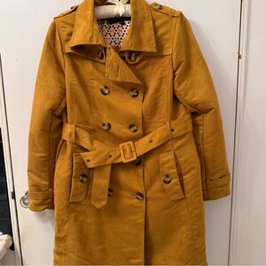 Steve Madden Mustard Moleskin Trench Coat. 
Size L